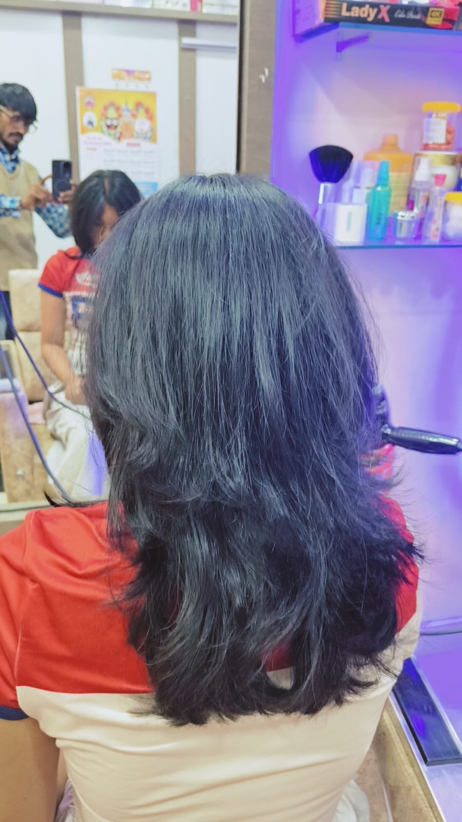 Expressions salon real transformation moment 26