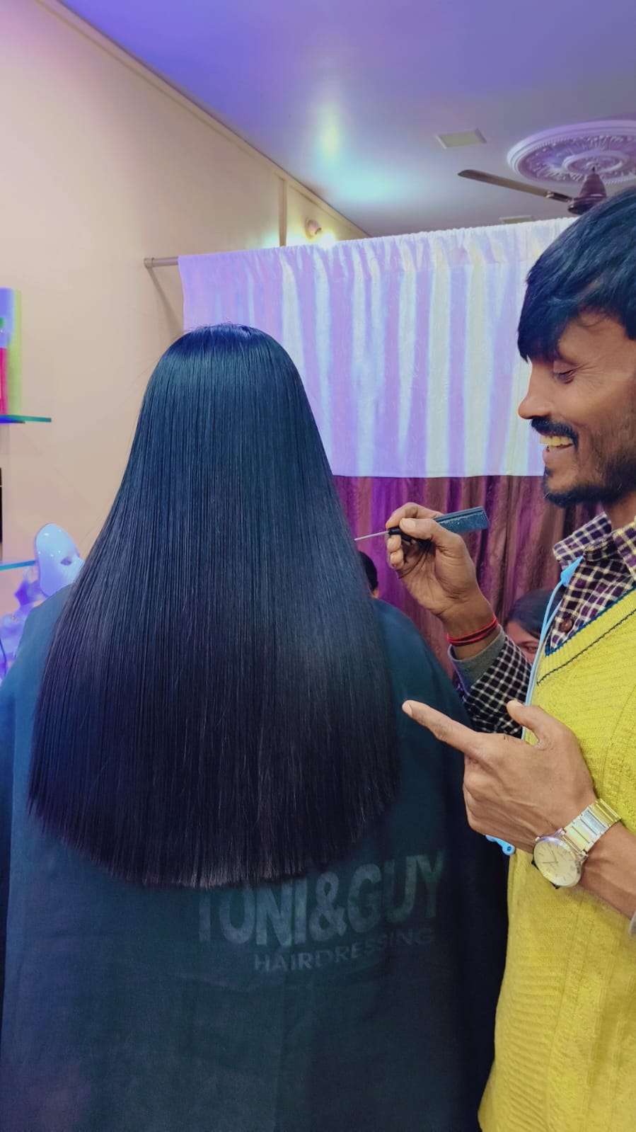 Expressions salon real transformation moment 42