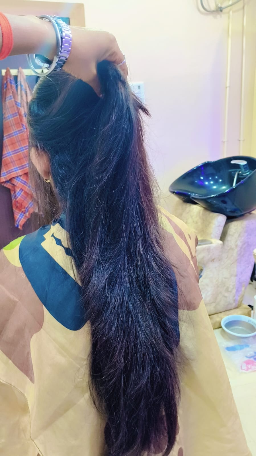 Expressions salon real transformation moment 45