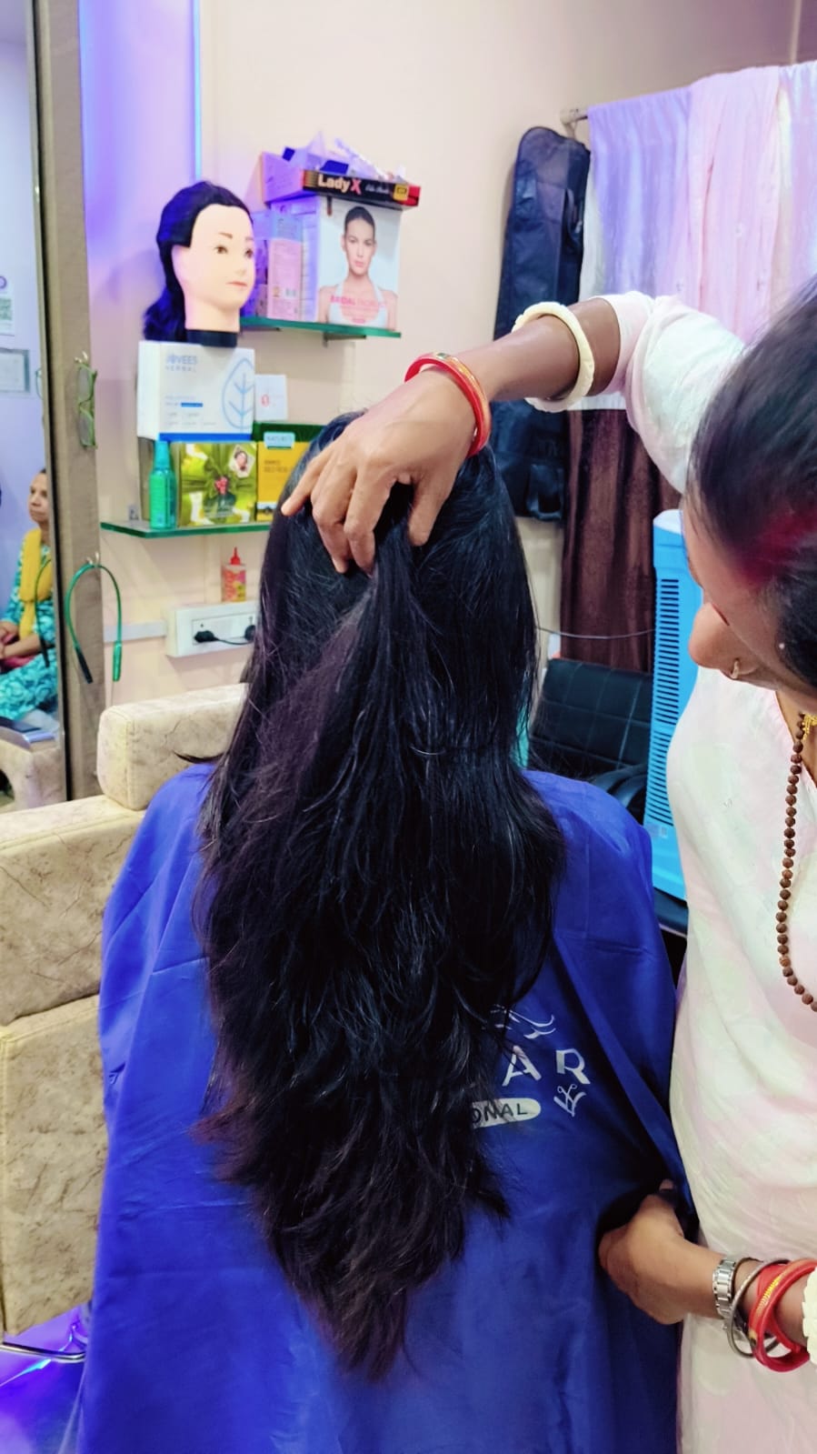 Expressions salon real transformation moment 61